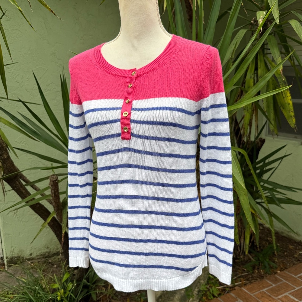 Lilly Pulitzer Sweater - Picture 4 of 11